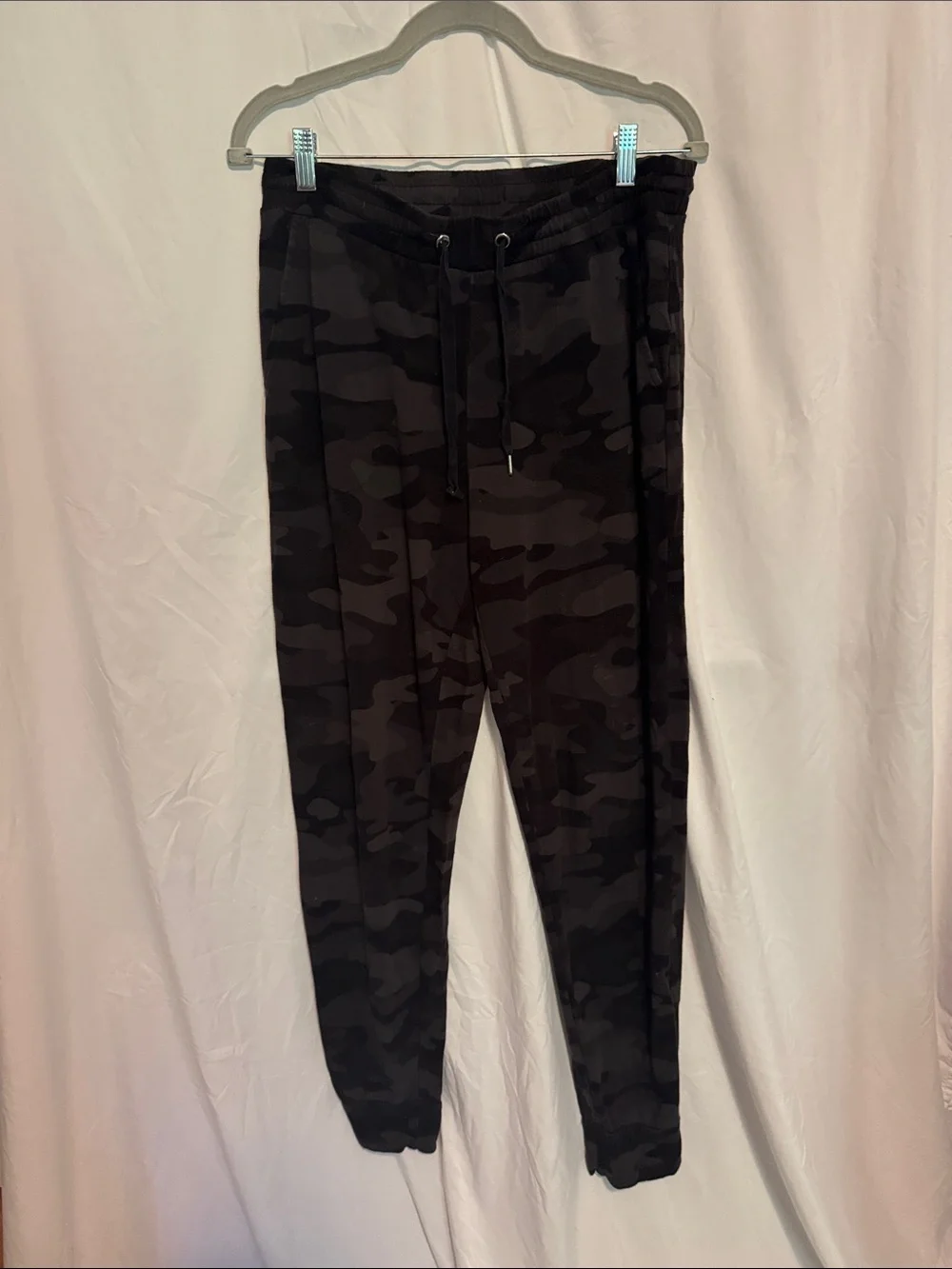 Women’s Black Camo Jogger Pants - Casual Drawstring Sweatpants.